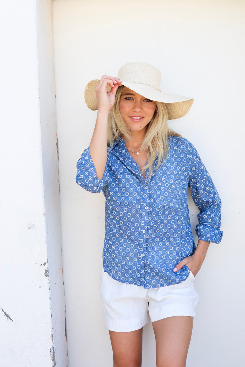 ivy & isabel caprice shirt in blue daisy