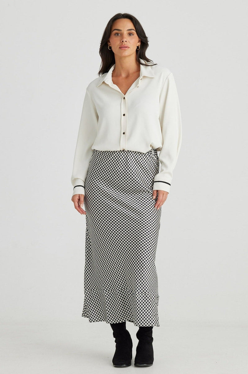 brave & true corrine skirt black houndstooth